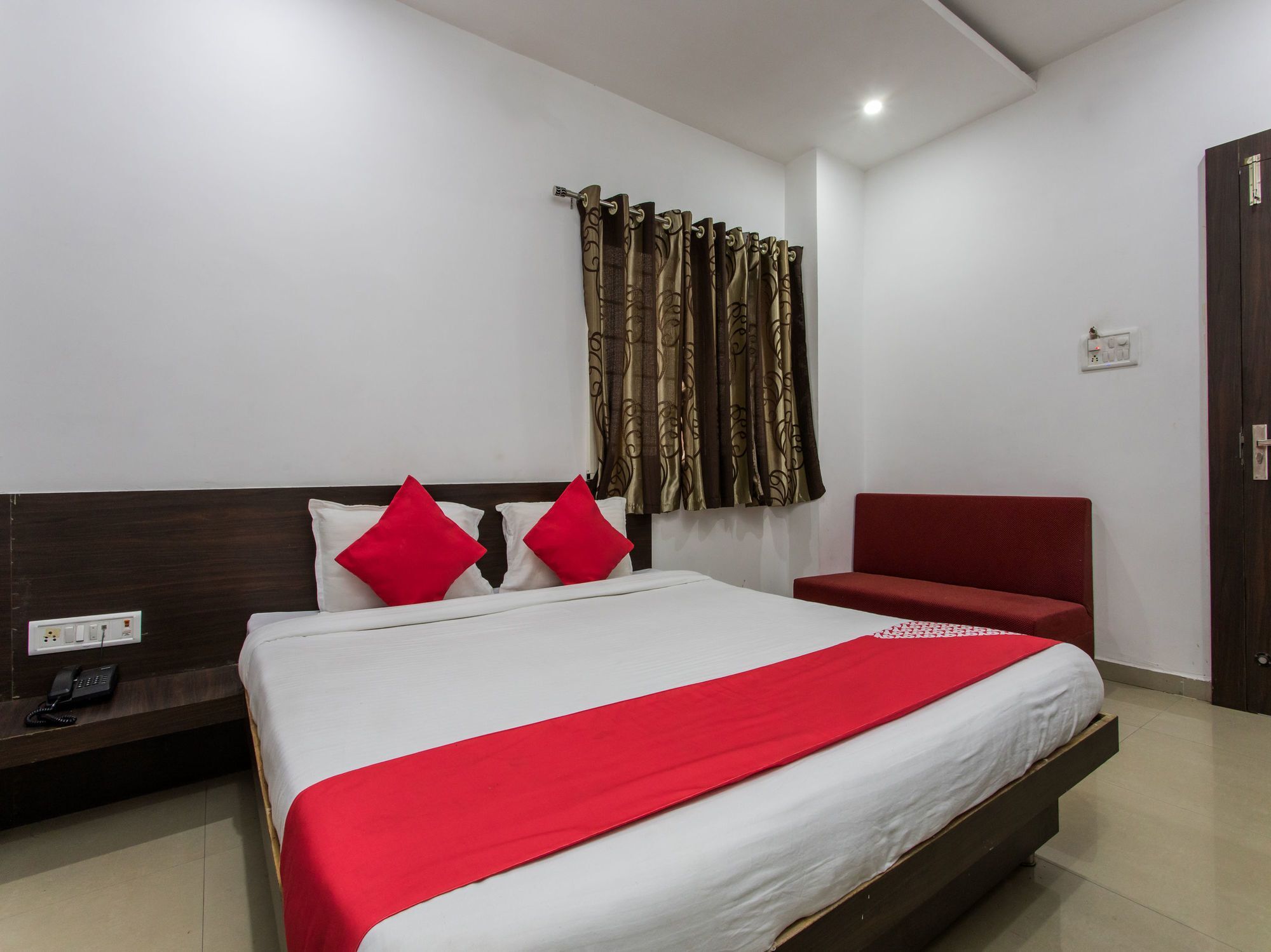 Oyo 9969 Hotel Kshipra Dham Ujjain Ngoại thất bức ảnh